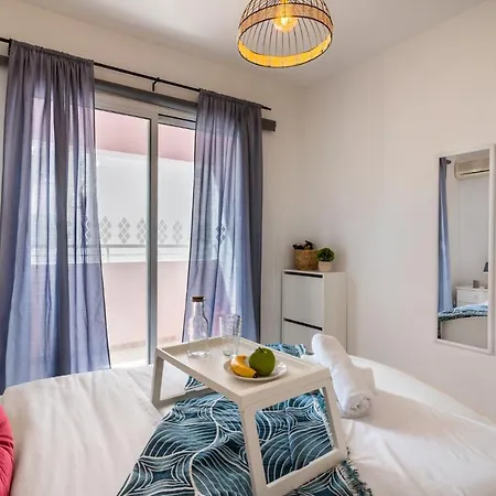 Apartment Sweet Retreat 2-br In Mackenzie Larnaca