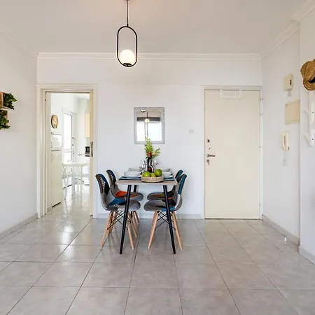 Sweet Retreat 2-br In Mackenzie Appartement