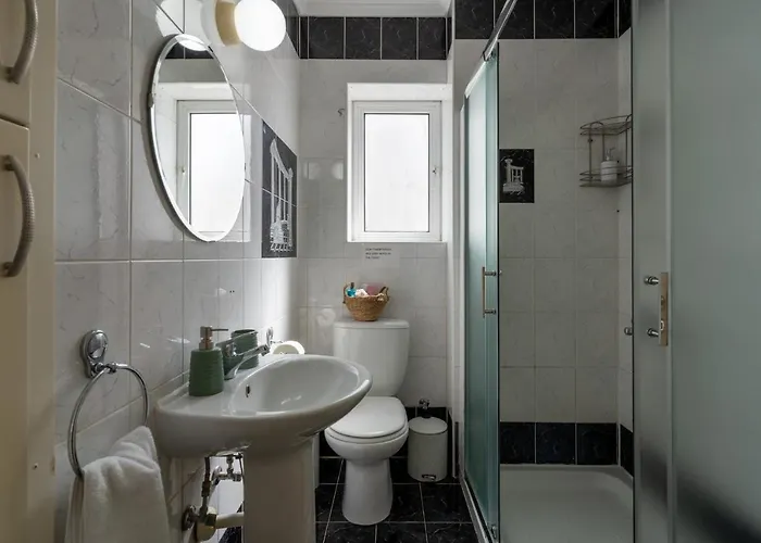 Sweet Retreat 2-br In Mackenzie Διαμέρισμα